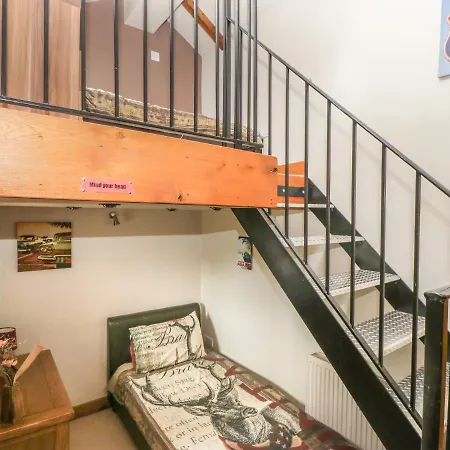 Holiday home Sally's Barn Grantley